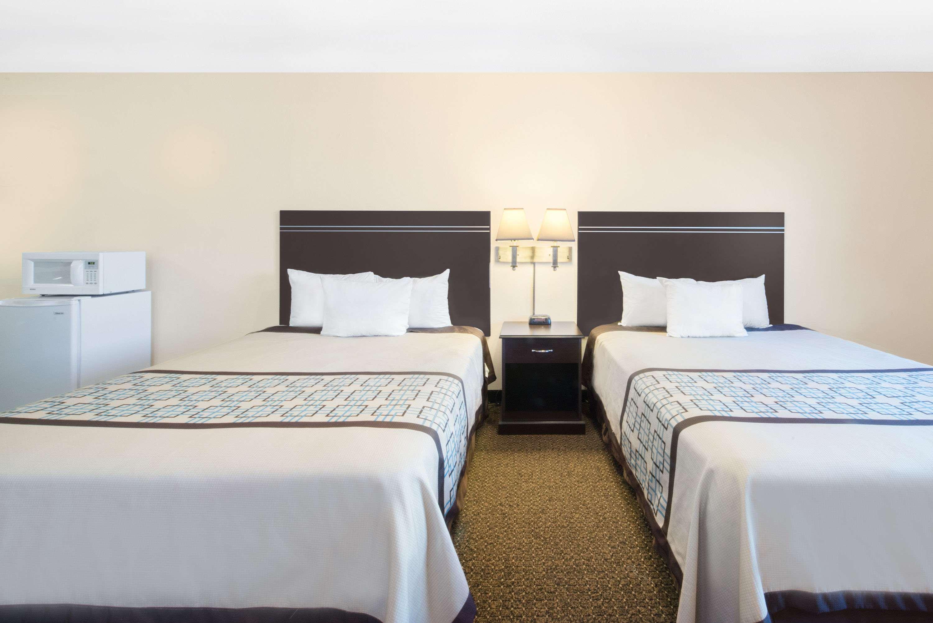 Days Inn By Wyndham Hobbs Kültér fotó