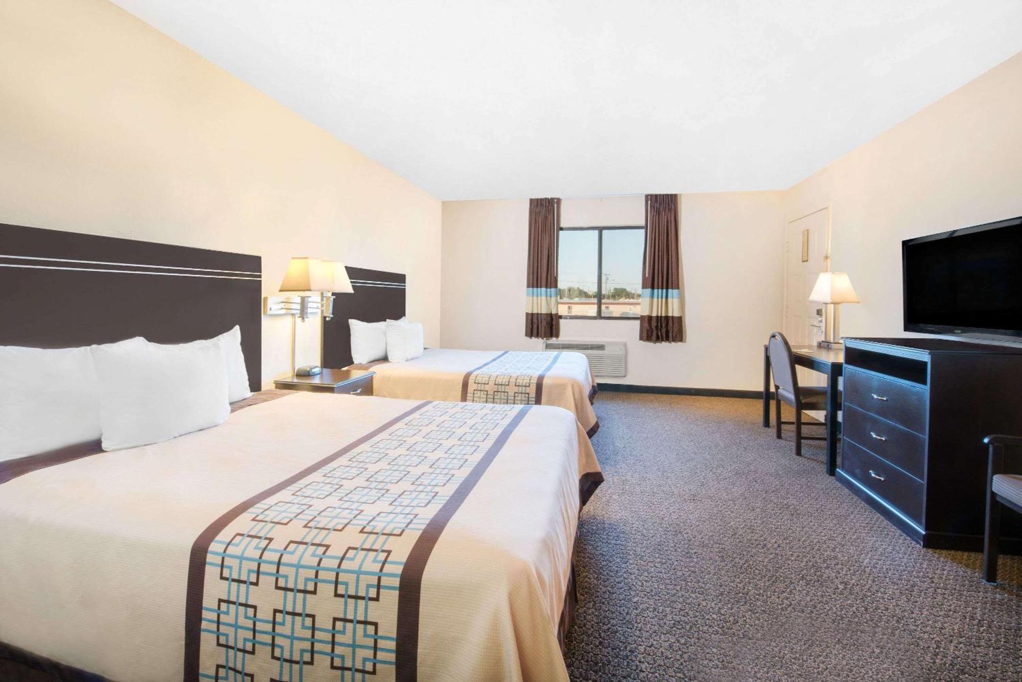 Days Inn By Wyndham Hobbs Kültér fotó